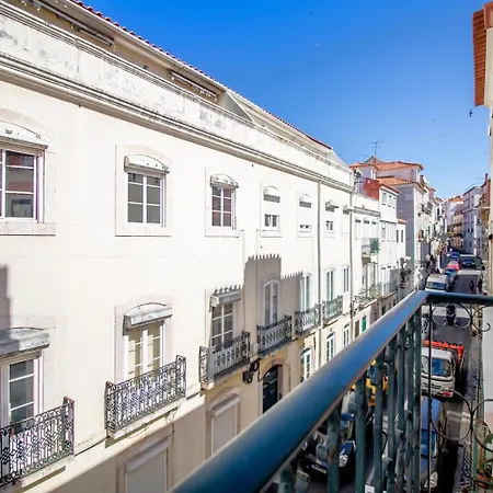 Charming One-bedroom Principe Real | By Airnest Appartamento *